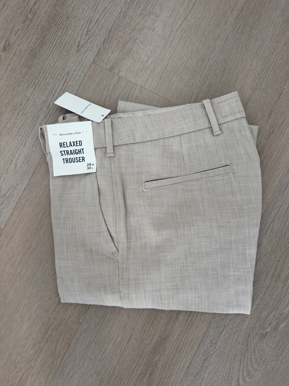 Abercrombie & Fitch Relaxed Straight Trousers in Light Beige